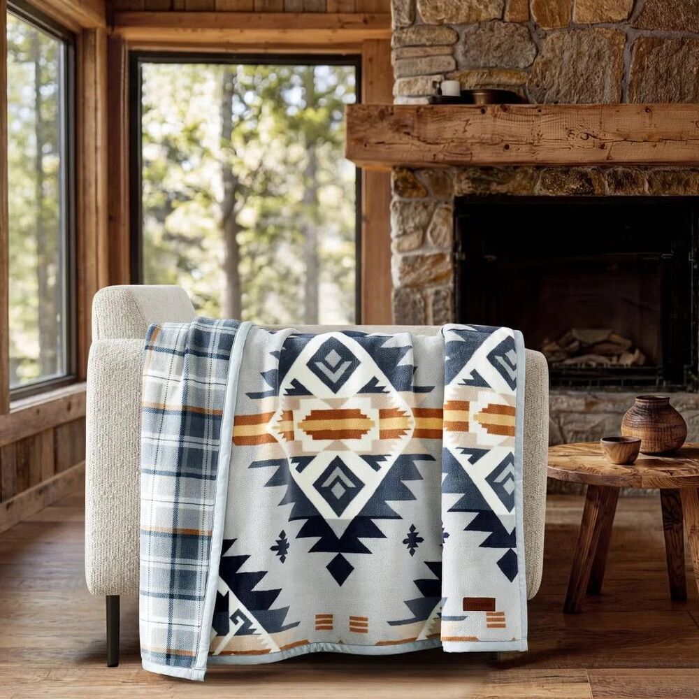 Pendleton Throw Blanket Reversible Plush Soft Throw 50"x70" NEW